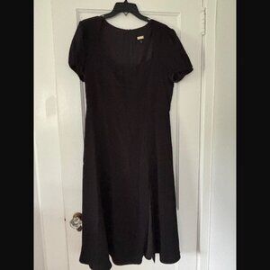 Alexia Admor Sweatheart Neckline High Slit Midi Dress